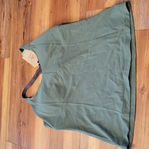 🆕 Prana peacock momento sports top